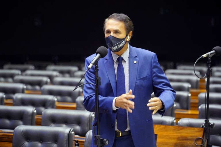 Projeto destina imóveis da União sem uso para locação de interesse social