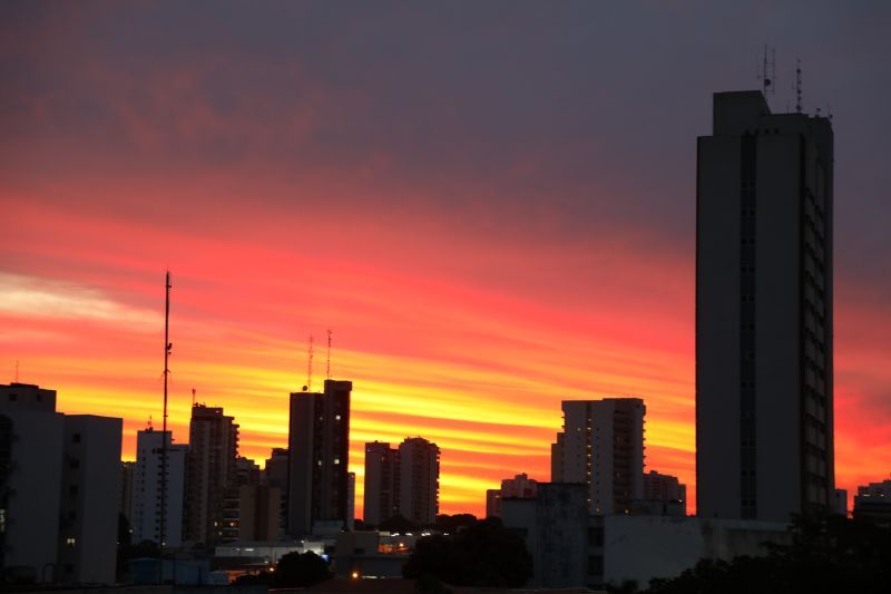 Prefeito de Cuiabá prorroga validade das medidas de combate à Covid-19 até 31 de agosto