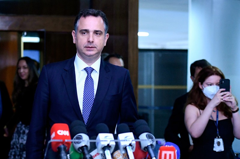 Aumento de preços dos combustíveis 'é inaceitável e muito nocivo', diz Pacheco