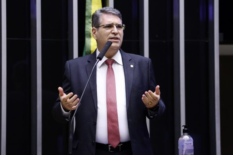 Projeto institui “Junho Vermelho” para estimular doações de sangue