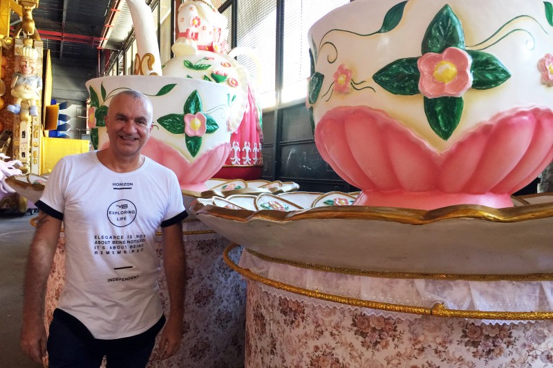 Carnavalesco da União da Ilha morre aos 59 anos no Rio