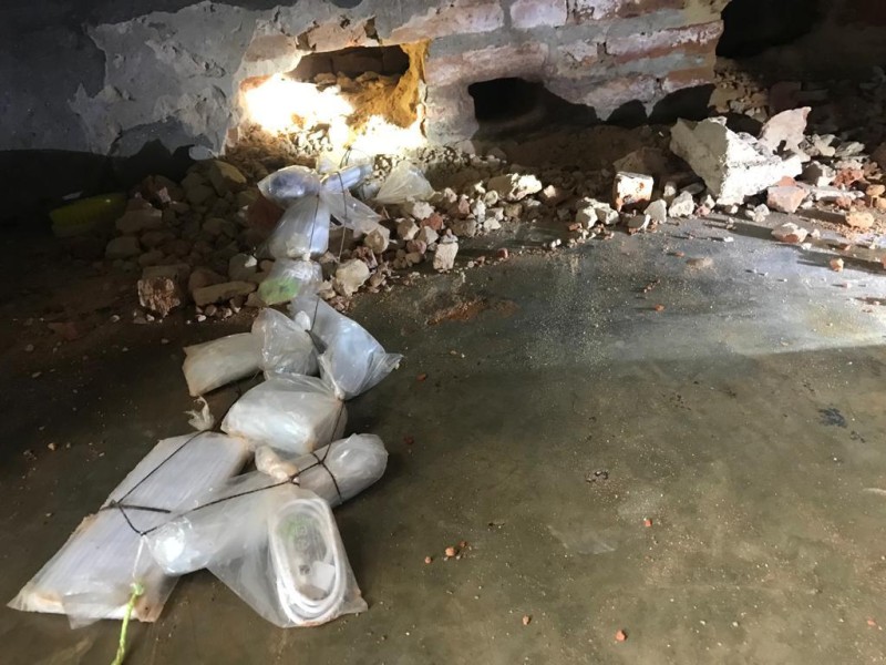 Policiais penais encontram buracos em ala e apreendem materiais ilícitos durante operação