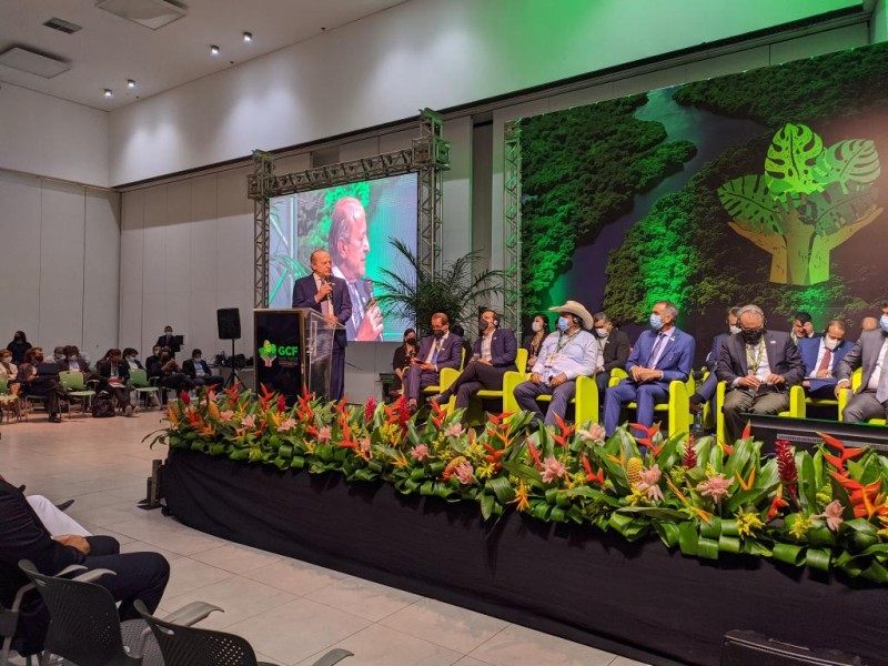Mato Grosso assina Plano Manaus para combate à pobreza e desmatamento ilegal na Amazônia