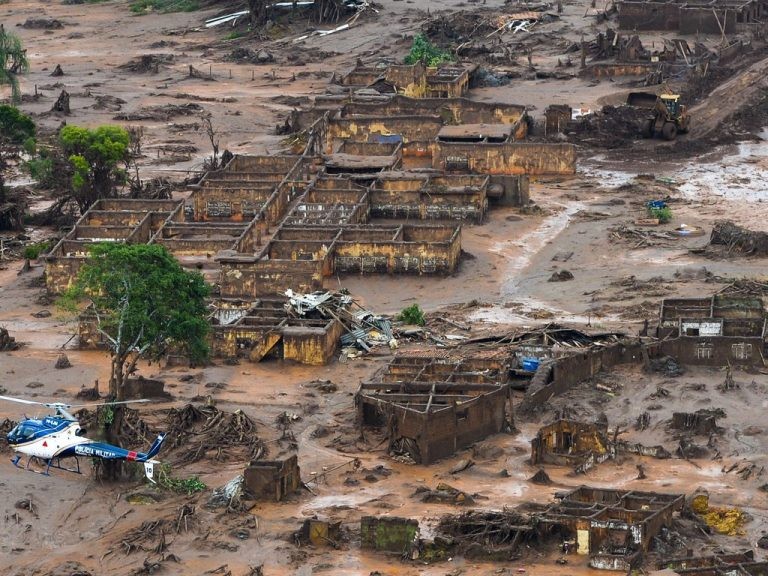Atingidos pelo desastre em Mariana querem gerir parte dos recursos da reparação