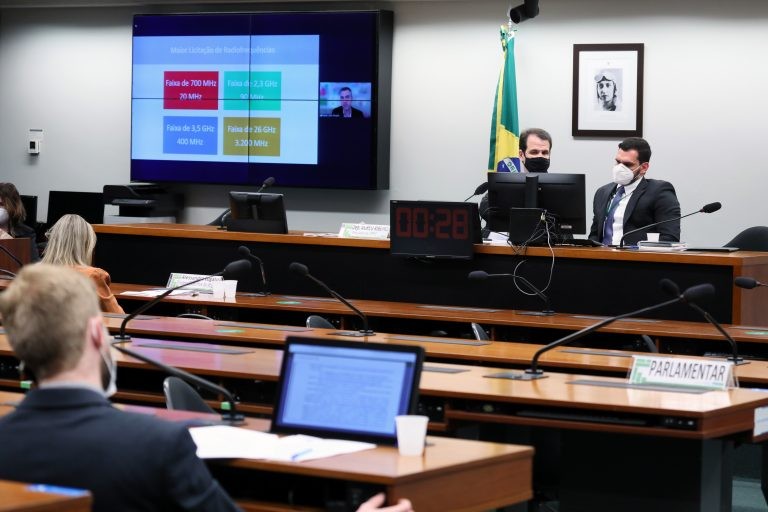 Pequenos provedores de internet reclamam que não estão contemplados em edital do 5G