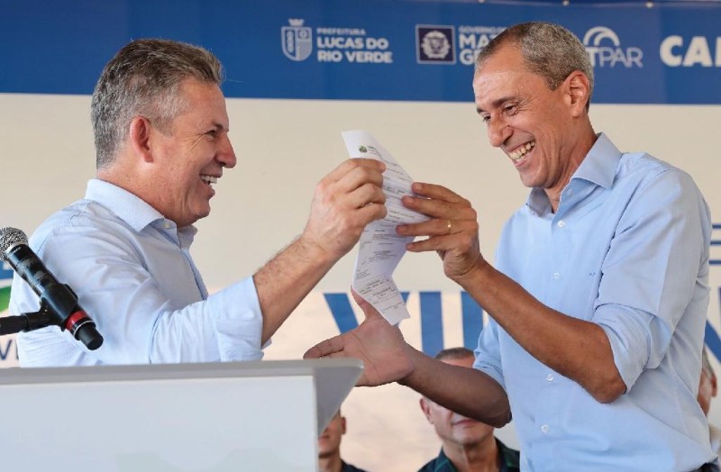 Governador assina convênios no valor de R$ 33,2 milhões para habitação, asfaltamento e compra de equipamentos hospitalares