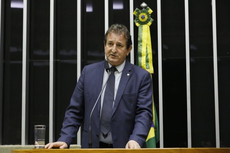 Projeto torna obrigatória instalação de canis em presídios