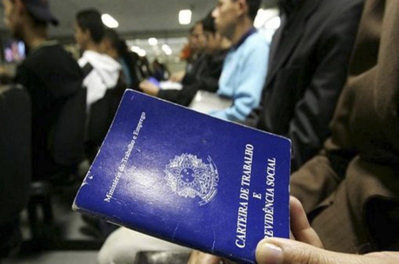 Congresso analisa MP que flexibiliza lei trabalhista em caso de calamidade pública