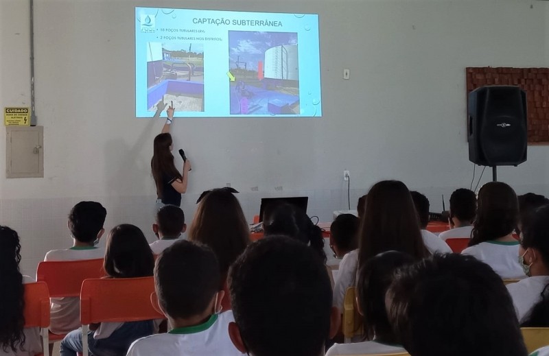 Palestra em escola municipal de Lucas do Rio Verde chama atenção para a importância da água