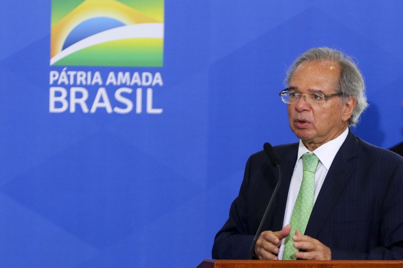 ?Novos marcos regulatórios ajudarão a atrair investimentos, diz Guedes