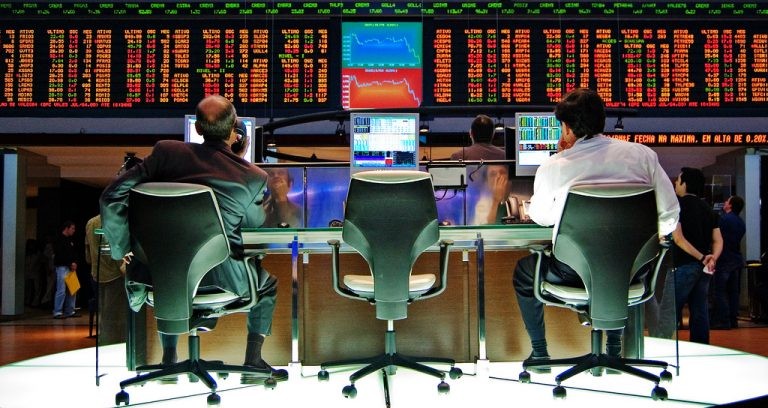 Entra em vigor lei que muda taxa de fiscalização do mercado de capitais