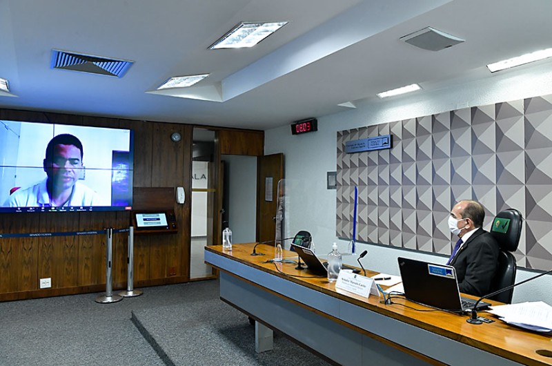 Prefeitos confirmam à CE denúncias de tráfico de influência no MEC