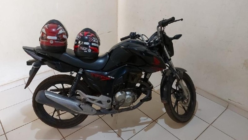 PM prende quatro pessoas e recupera motocicleta furtada em Nova Xavantina