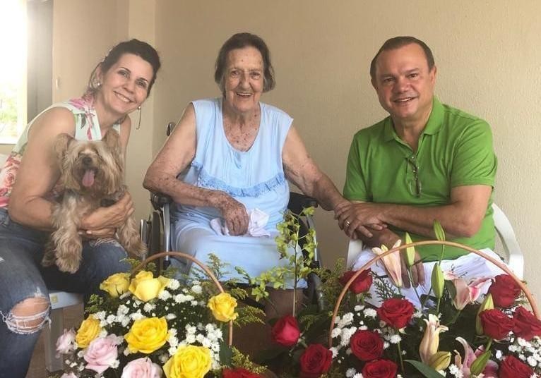 Governo de MT lamenta morte de dona Almerita de Moura Abreu