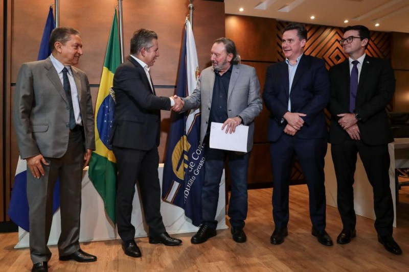 Governador entrega contas ao TCE e destaca investimentos: “Estamos devolvendo à sociedade aquilo que é pago em impostos”