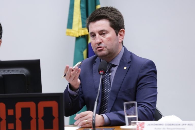 Projeto cria fundo nacional para financiar ações de defesa agropecuária