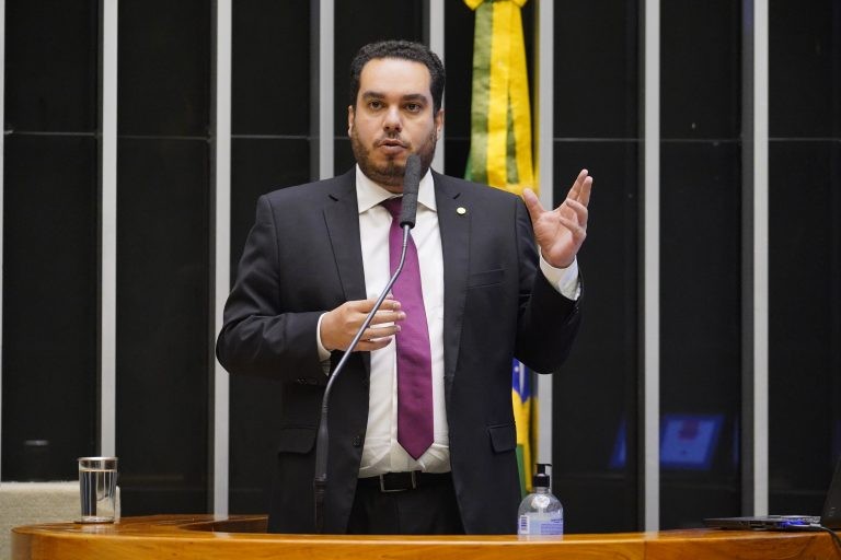 Projeto obriga ONGs a divulgarem a cada semestre os recursos externos que tiverem recebido