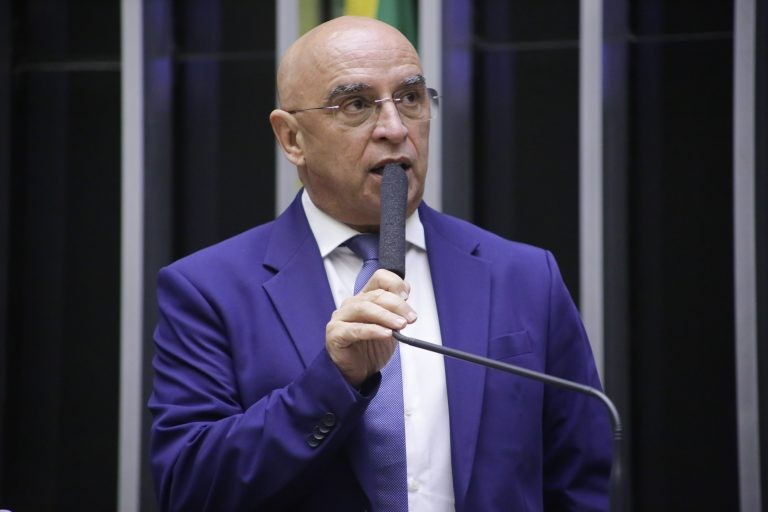 Projeto regula atendimento do INSS em casa para pessoa com deficiência