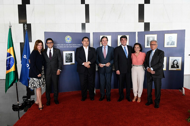 Senado homenageia ex-Secretário-Geral da Mesa Luiz Fernando Bandeira de Mello
