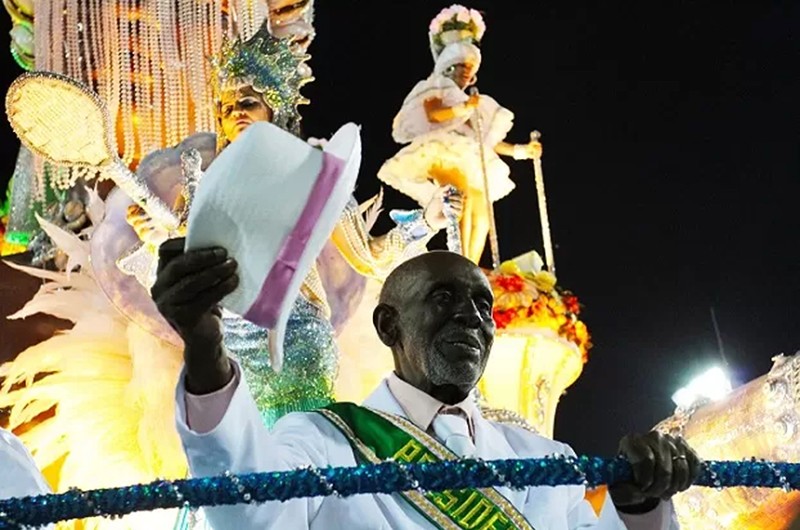 Escolas de samba podem ser reconhecidas como manifestação cultural nacional