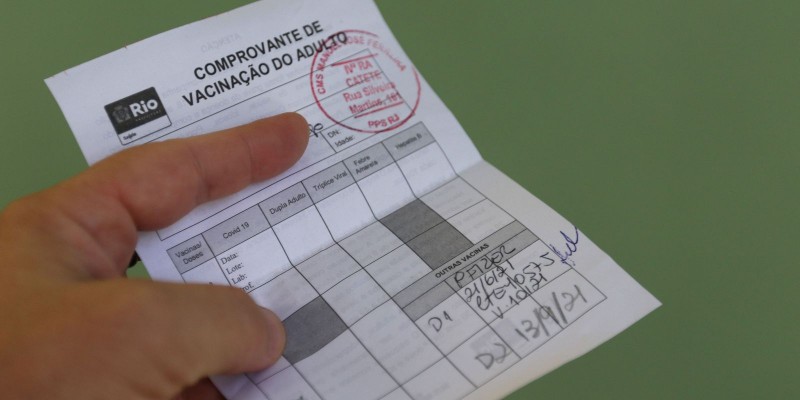 Rio: exigência de comprovante de vacina reduz atrasos na 2ª dose