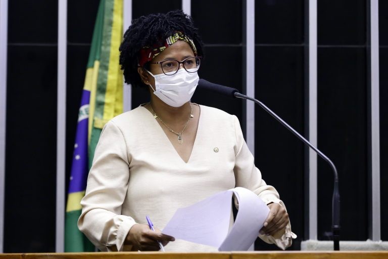 Comissão aprova programa de saúde mental para pessoas afetadas por pandemia