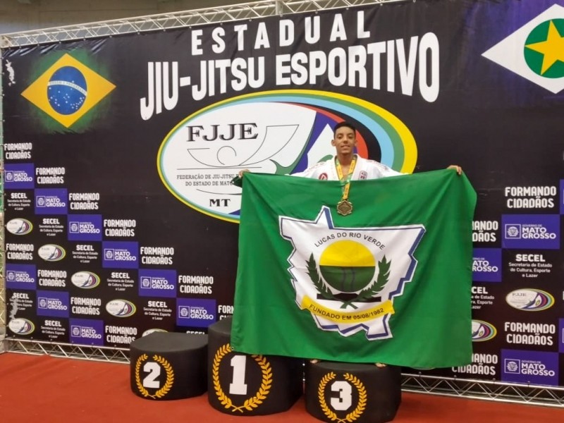 Atletas do Viva Lucas conquistam títulos em competição de jiu-jitsu e ciclismo