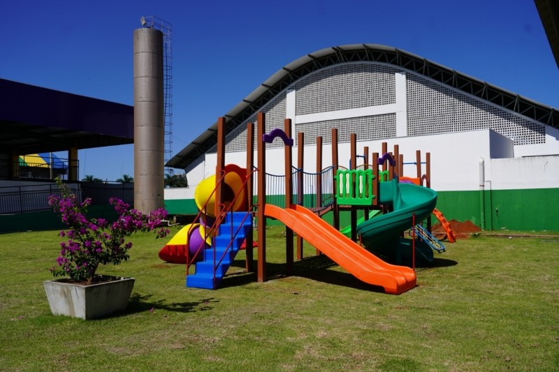 Escolas Municipais de Lucas do Rio Verde recebem brinquedos interativos e pedagógicos