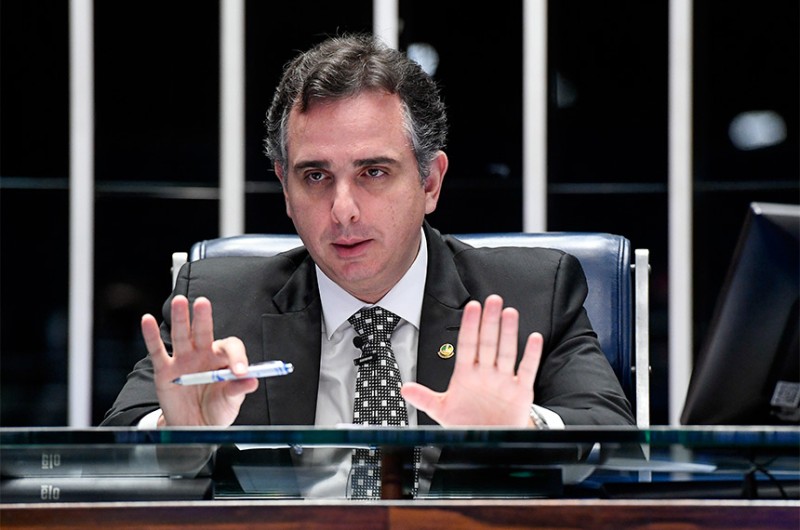 Pacheco critica atos antidemocráticos do 1º de Maio como 