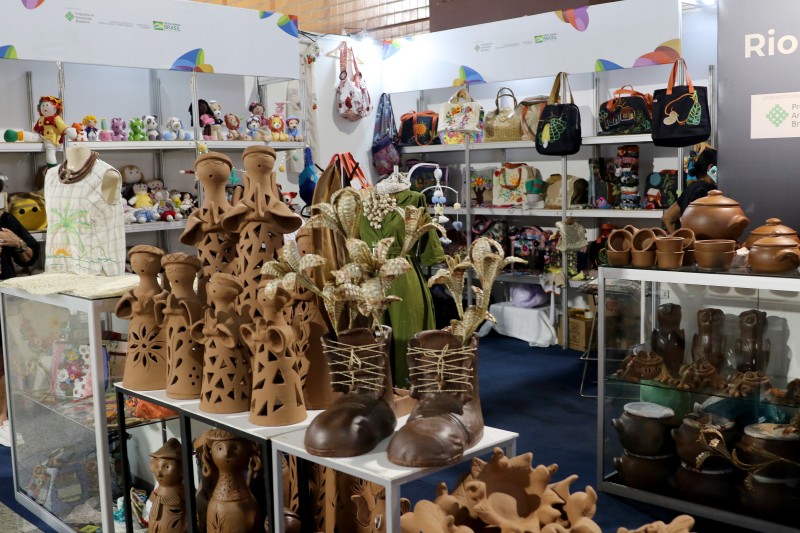 Feira em Brasília reúne o talento de artesãos de todo o país
