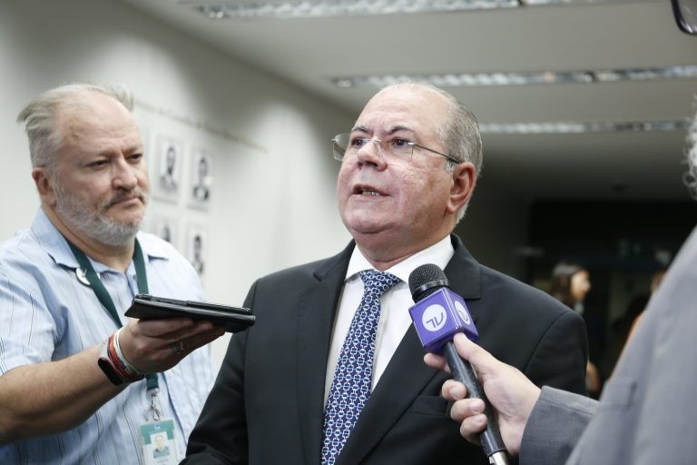 Hildo Rocha é eleito presidente da Comissão de Viação e Transportes
