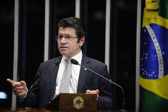 Ex-deputado Victorio Galli diz que vai processar Emídio de Souza e dispara contra o ex-correligionário
