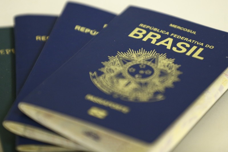 Espera de entrevista para visto norte-americano chega a 354 dias em SP