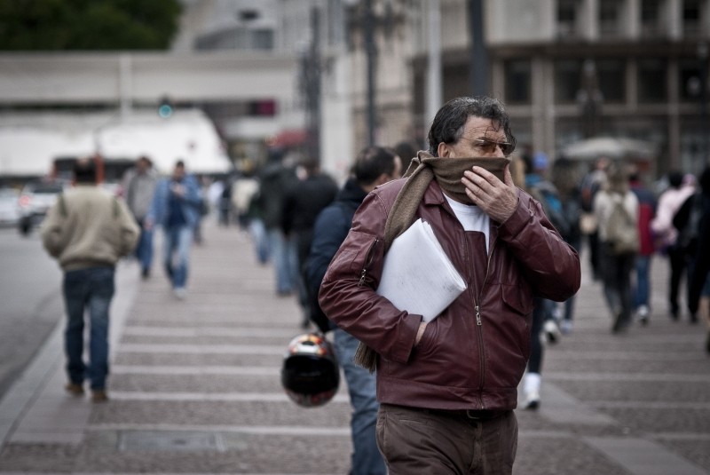 Frio leva para abrigos 797 pessoas em São Paulo