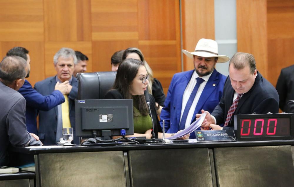 Cattani lidera no Facebook e Youtube, Janaína no Instagram e Lúdio no Twitter