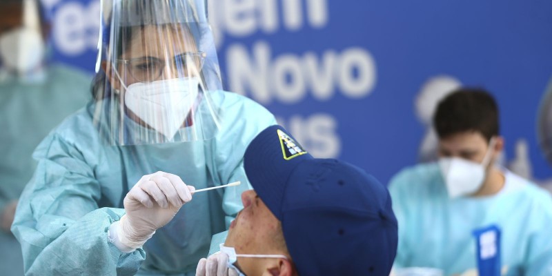 Covid-19: Brasil soma 20,89 milhões de casos e 583,8 mil mortes