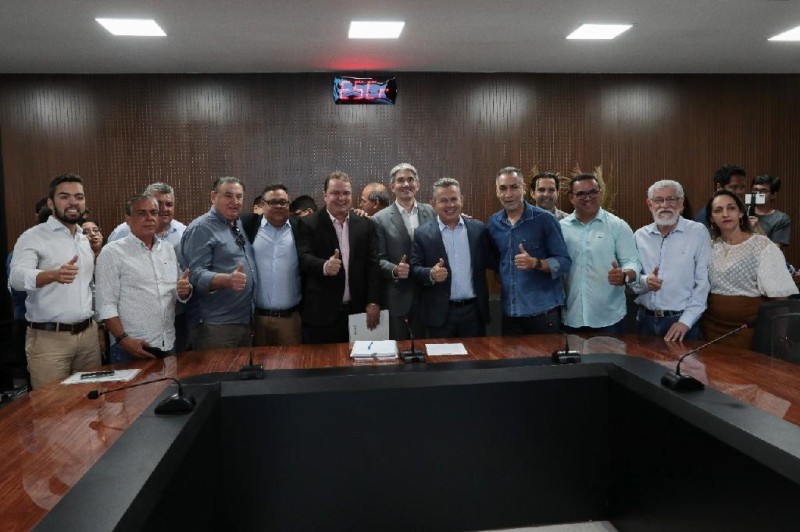 Governador investe em reforma de hospital para viabilizar curso de Medicina em Barra do Garças