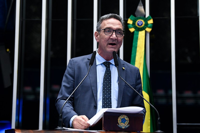 Lucas Barreto apresenta projeto de lei para beneficiar caminheiros