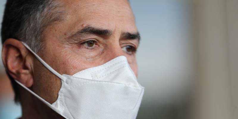 Barroso pede eleições livres e que não haja “volta ao passado