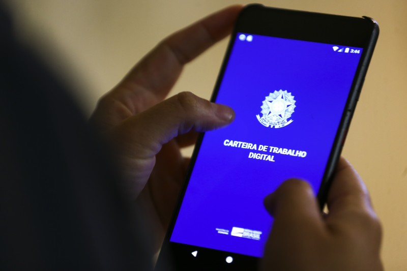 Taxa desemprego fica estável no primeiro trimestre, aponta IBGE