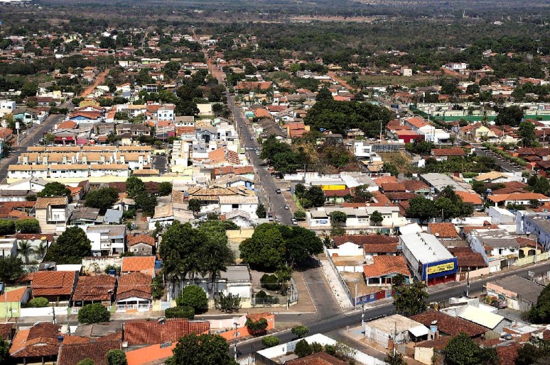 Governo vai regularizar 15 mil moradias urbanas em Várzea Grande