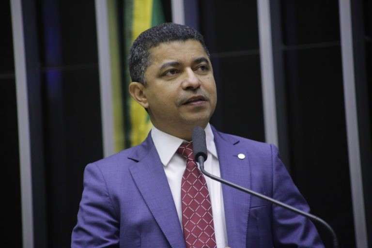 Projeto altera a Lei de Privatização da Eletrobras para atender recomendações do TCU