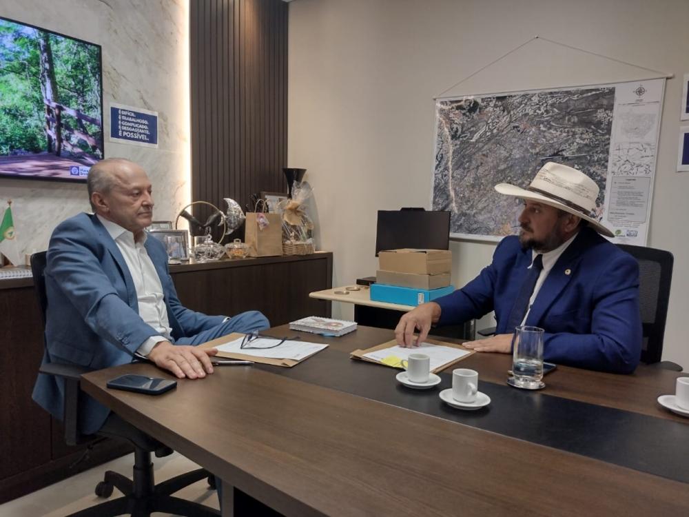 Deputado Cattani se reúne com vice-governador para tratar de obras na MT-010, estrada que pode ser alternativa para BR-163