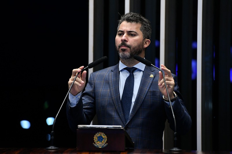 Marcos Rogério registra atos de discriminação contra brasileiros em Portugal