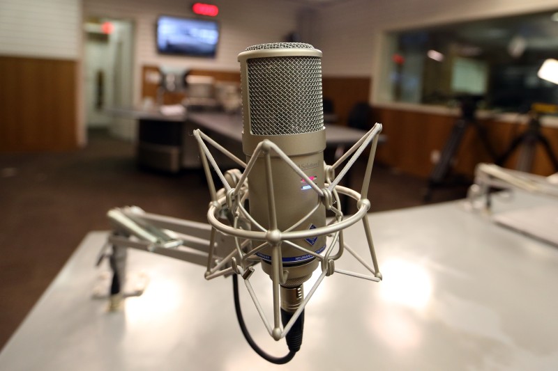 Senado regulamenta identidade profissional de radialista