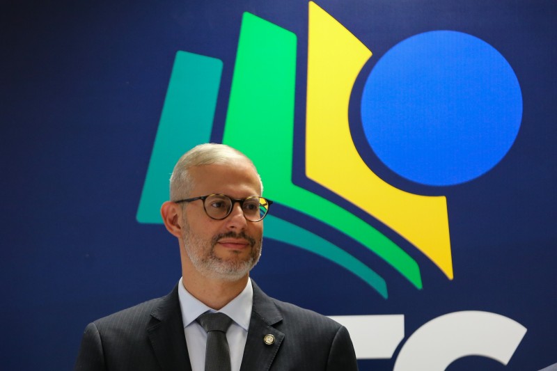 Brasil poderá ter “maior banco de dados sobre ensino”, diz ministro