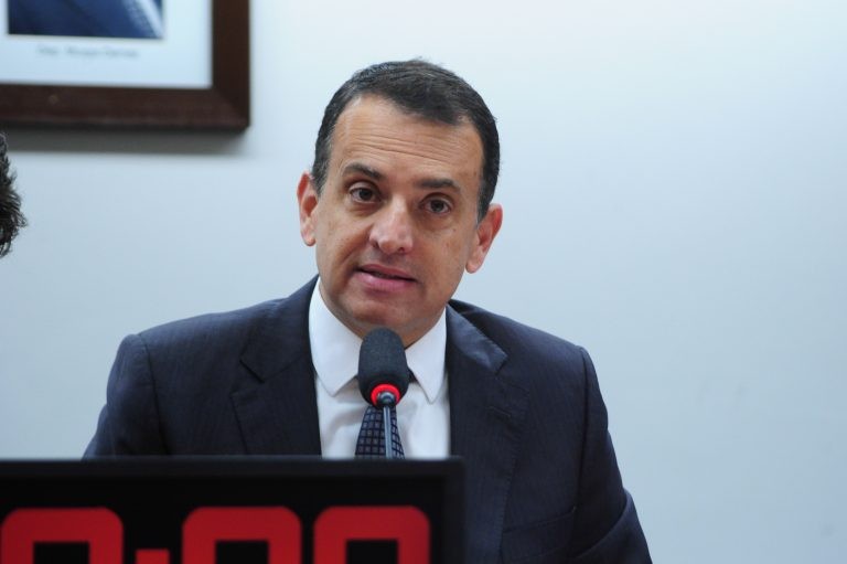 Comissão debate projetos de lei que beneficiam santas casas