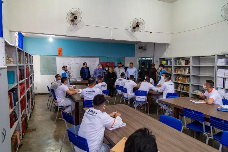 Projeto promove o acesso à leitura de recuperandos em Rondonópolis