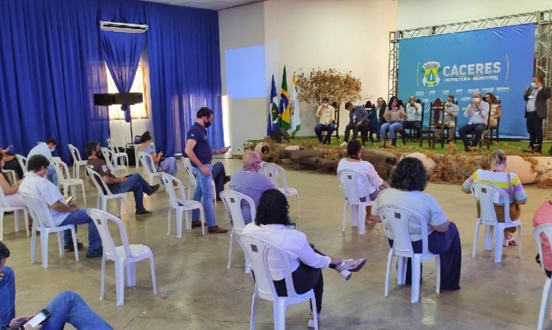 Governo do Estado e prefeitura promovem 1º Painel de Negócios da Região Oeste