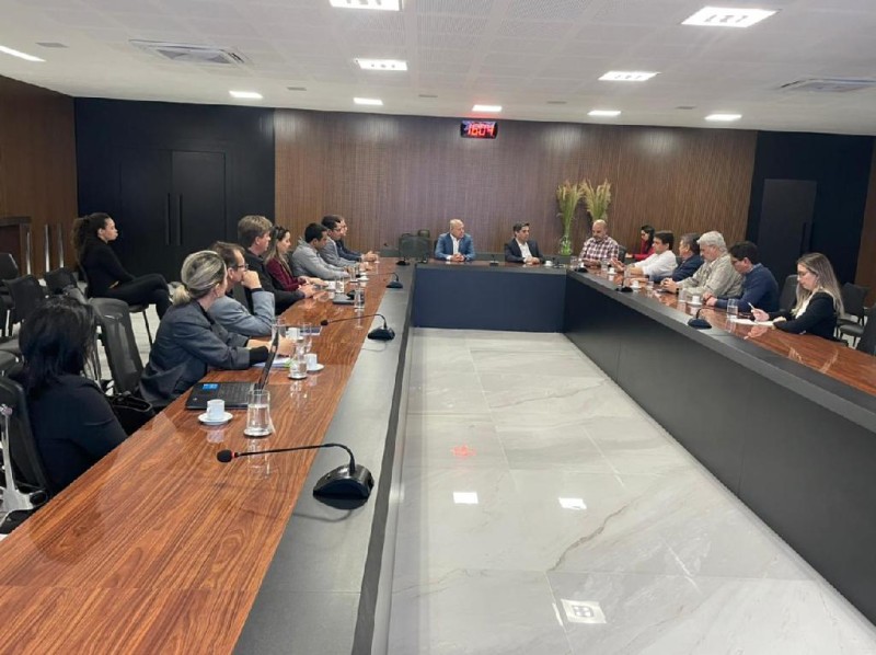 Vice-governador convoca lideranças para criação de plano de qualificação profissional direcionada
